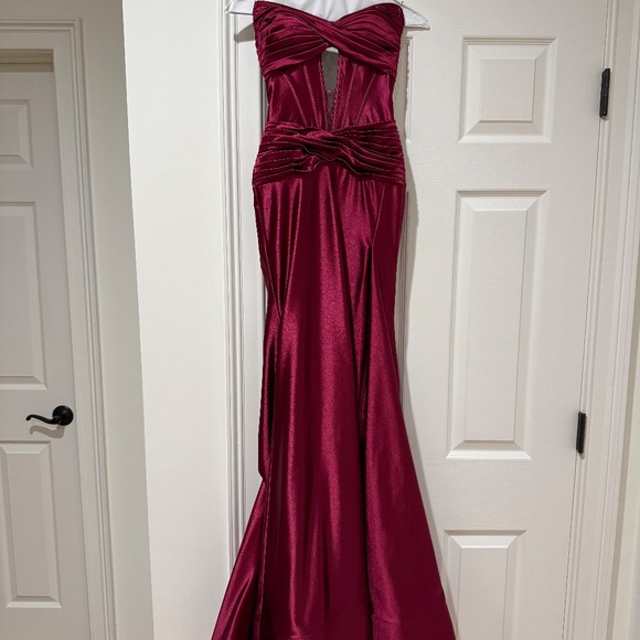 Prom Dress - Picture 7 of 7
